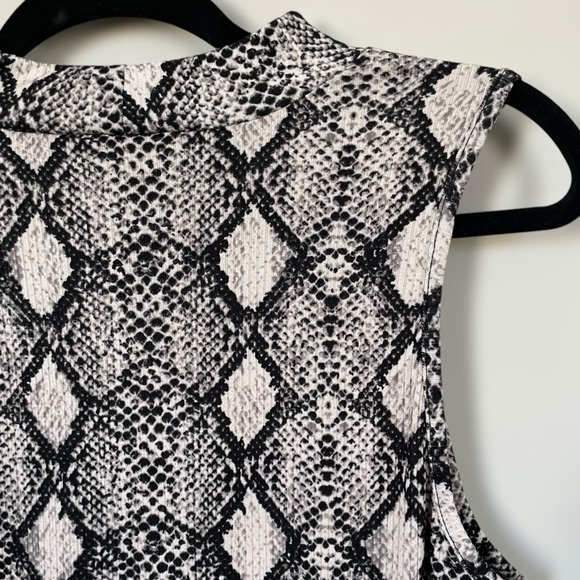 Caution to the Wind Snake Print Sleeveless Midi Sheath Dress with Turtleneck - S - Picture 5 of 8